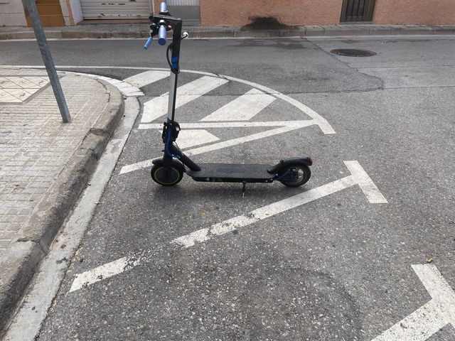 Scooter elettrico S9 Pro + caricabatterie