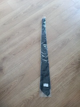 Corbata militar negra