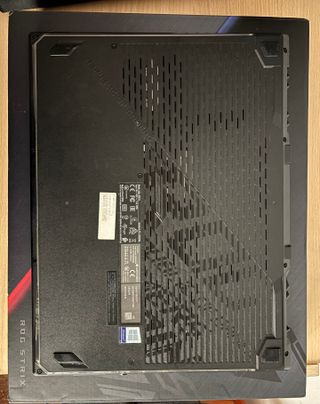 ASUS ROG Strix G531G – i7 / GTX 1650 / 16 GB RAM 