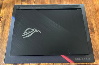 ASUS ROG Strix G531G – i7 / GTX 1650 / 16 GB RAM 