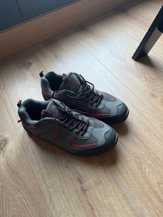 Zapatillas montaña Sport Concept grises
