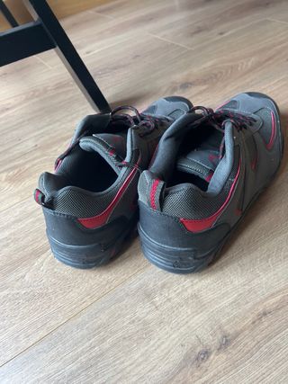 Zapatillas montaña Sport Concept grises