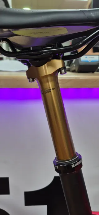 BH ILYNX TRAIL TOPE GAMA
Talla M