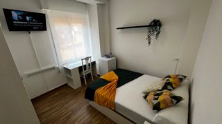 Habitacion doble o individual en Villarreal. Plaza