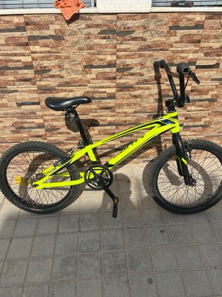 Bicicleta BMX Monty