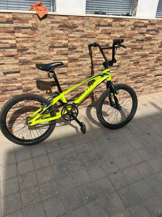 Bicicleta BMX Monty