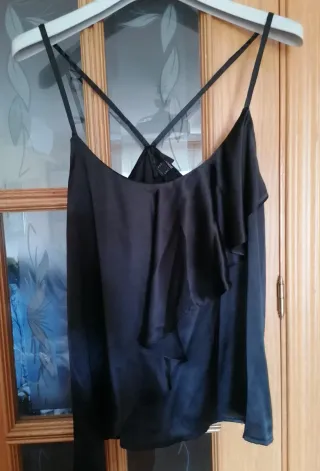 Blanco Camiseta Tirantes Volante Negro