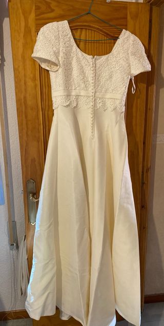 Vestido Novia Vintage talla 44 con velo de regalo