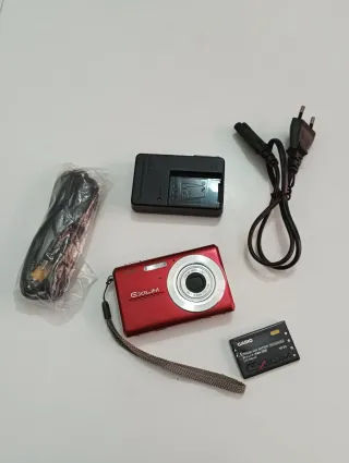 Casio Exilim EX-Z75 Rosso batteria da sostituire. 