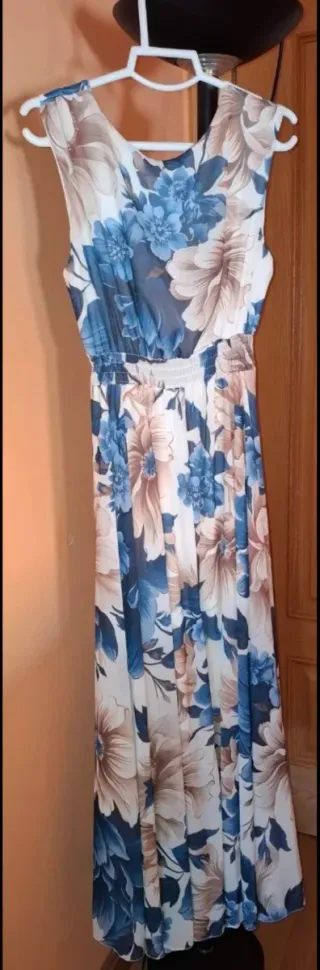 Vestido largo floral beige y azul
