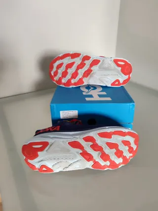 Zapatillas Hoka Clifton 9/ Running Azul-Rojo