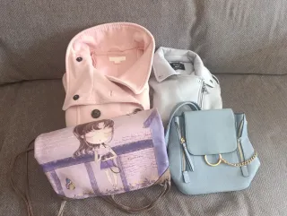 Lote Ropa Mujer Talla S: Chaquetas y Bolsos