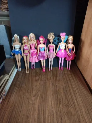 Barbie muñecas, leer el anuncio 