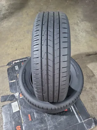 2 Neumáticos  215/65 R17 Hankook 