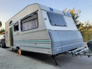 Caravana ROLLER, 750 KGRS. AUTÓNOMA FICHA VERDE 