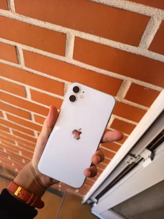 iPhone 11 bianco 128GB