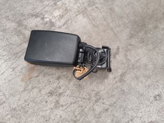 Anclaje Cinturon trasero derecho Audi Q3