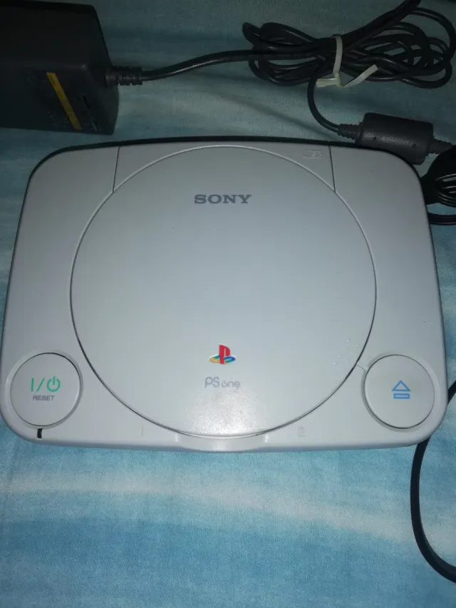 Sony PlayStation One PSone Console + gioco ISS2