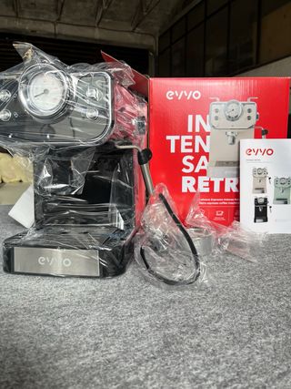 Cafetera Evvo Expresso Retro Negra