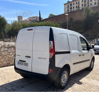 Renault Kangoo 1.5 DCI 75cv año 2019  90.000km 