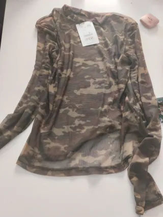Camiseta Zara Camuflaje Malla Talla L