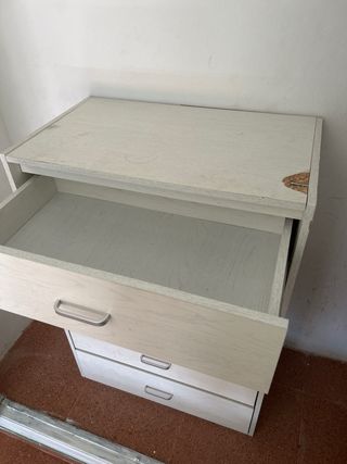 Cassettiera in legno