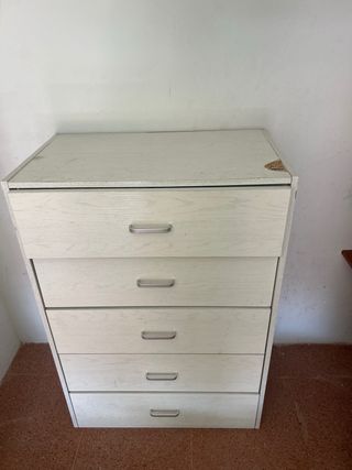 Cassettiera in legno