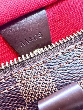 Louis Vuitton Speedy 30