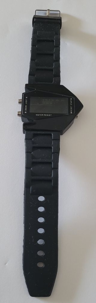 Reloj Negro Diseño Flecha Original