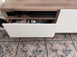 Mueble TV BESTÅ Blanco y Madera