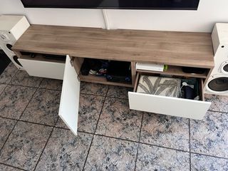 Mueble TV BESTÅ Blanco y Madera