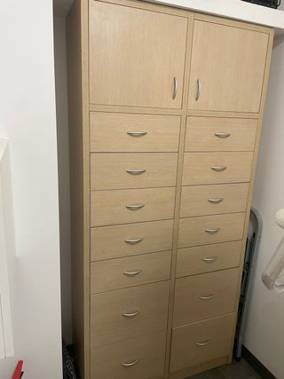 Cassettiera in legno