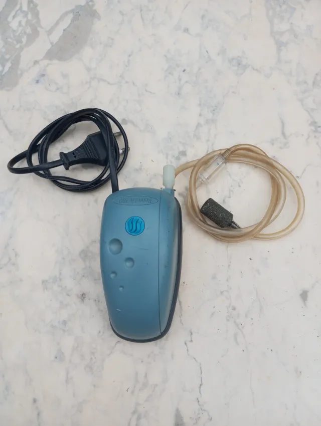 Aireador, calentador, bomba sumergible, carbón