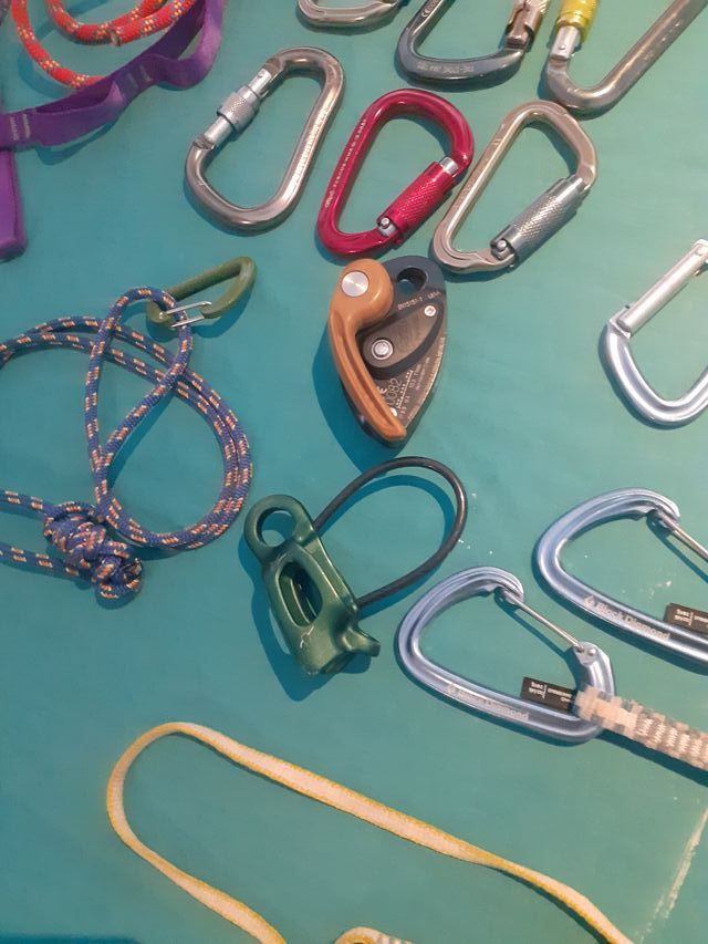Kit Escalada Mosquetones Cuerdas