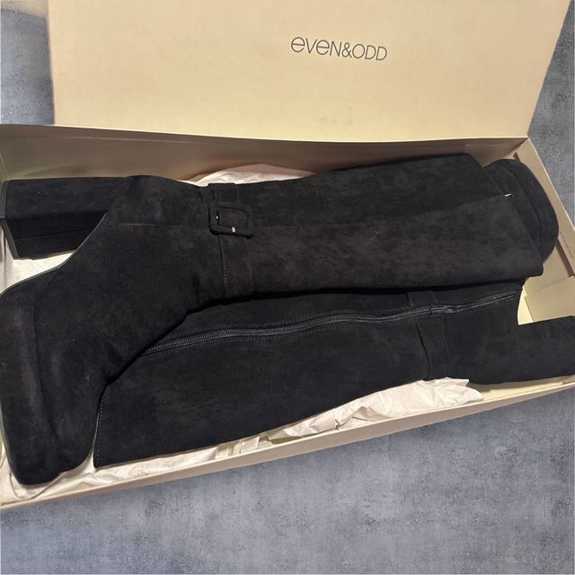 Botas altas ante negras talla 39