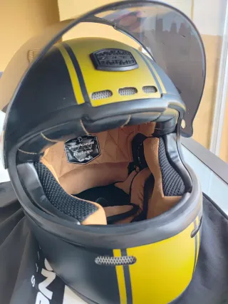 Casco Astone GT Retro Stripe Mate Negro/Amarillo