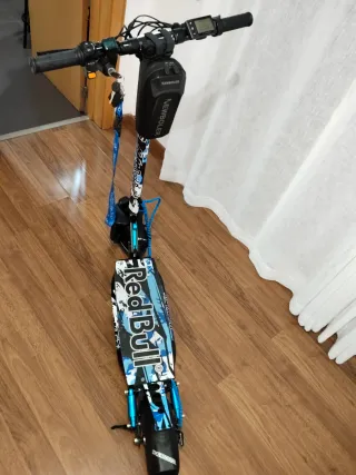 Patinete Rockway DGT Azul Red Bull