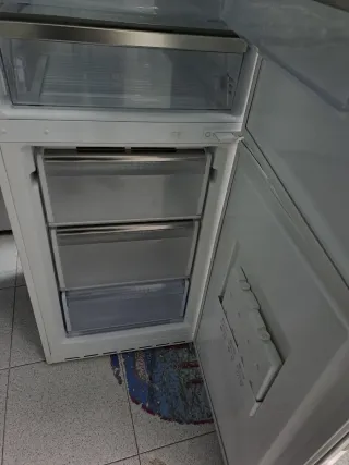 NEVERA SIEMENS BLANCA 