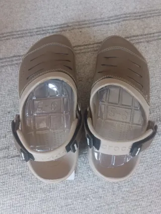 Zapatillas Crocs Marrón , talla 37-38