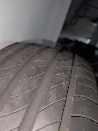 Neumáticos Michelin Primacy 4ZP