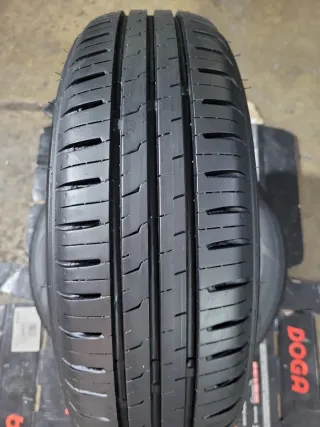 2 Neumáticos 165/65 R14 Ceat 