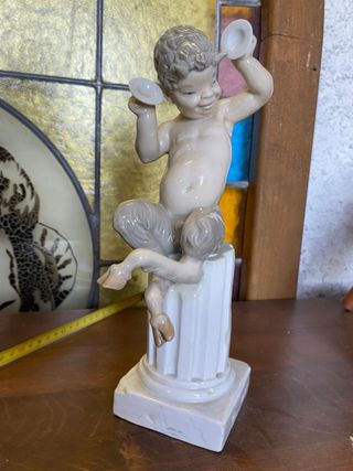 Figura Lladró Niño con Cuernos