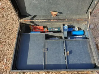 Maletín antiguo electrónica