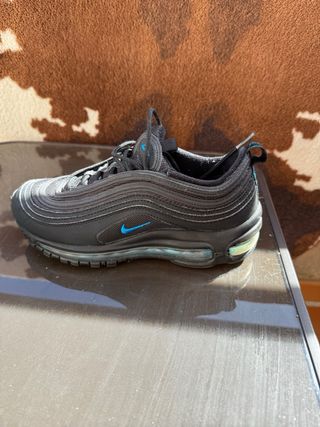 Nike Air Max 97 Negro/Azul
como nuevas