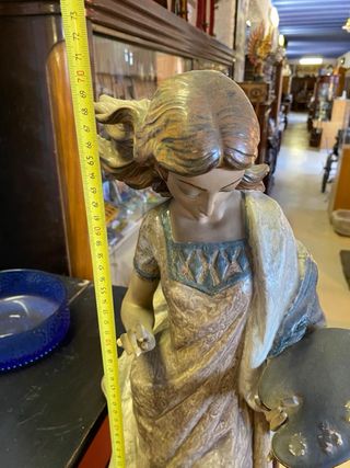 Figura Lladró Pintora