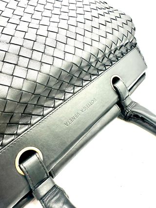 Bolso de mano Bottega Veneta negro