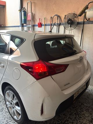 Toyota Auris 2014