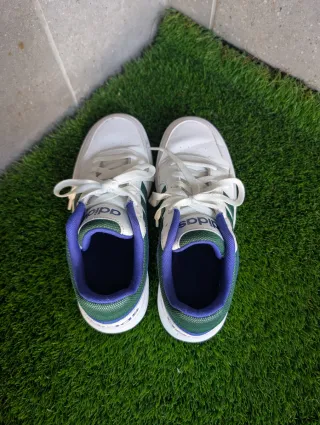 Zapatillas Adidas Blancas y Verdes