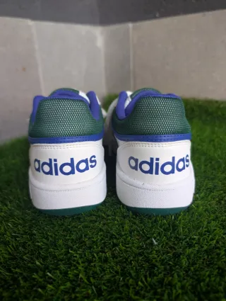 Zapatillas Adidas Blancas y Verdes