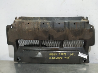 FALDON DELANTERO MITSUBISHI MONTERO (V60/V70) M44